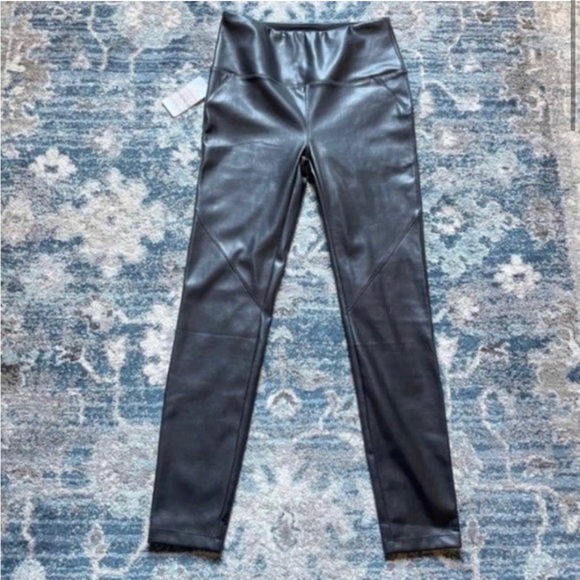 David Lerner Bergen Vegan Leather Pants - Picture 5 of 7